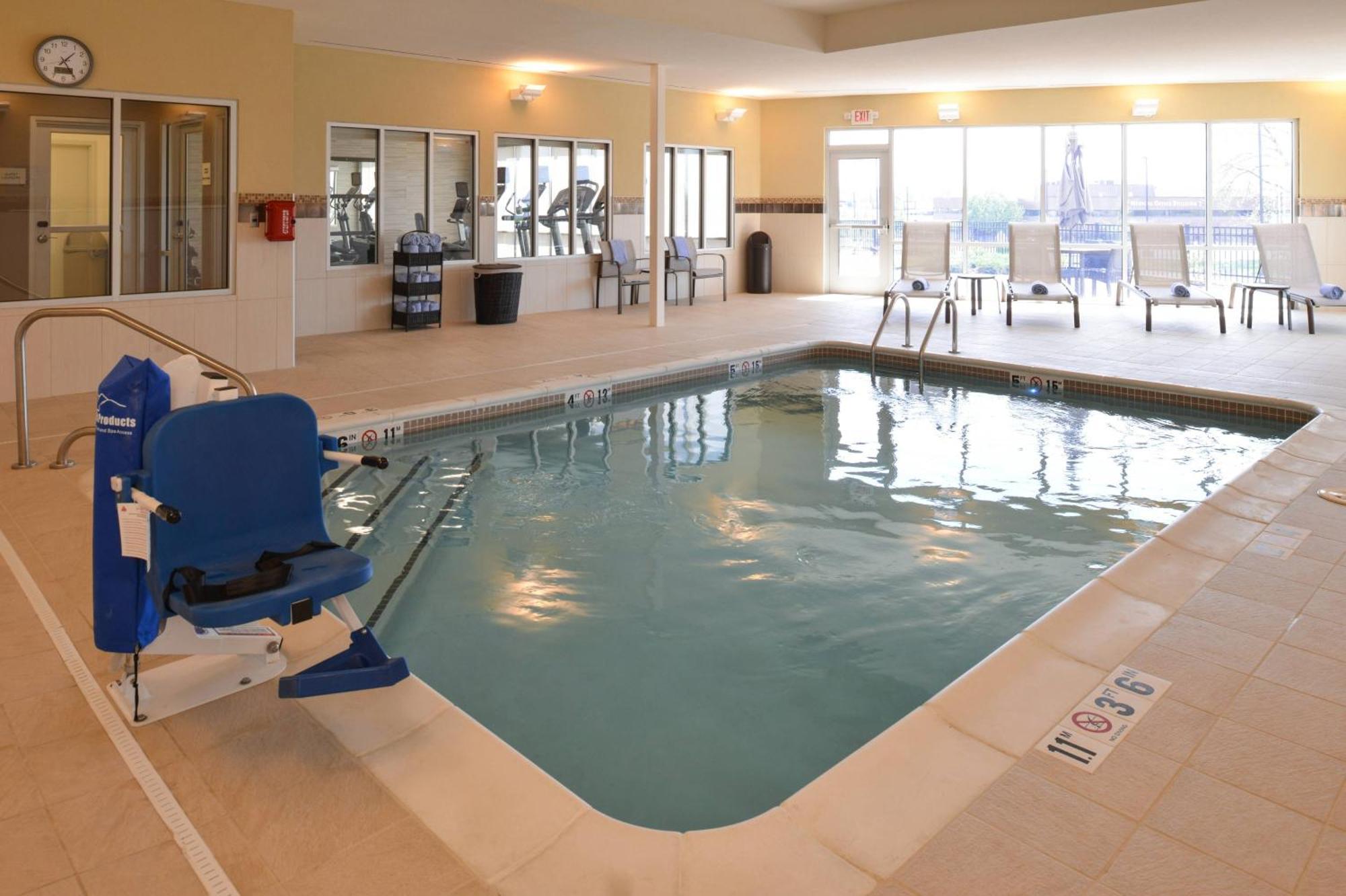 Hotel Courtyard By Marriott St. Louis St. Peters Saint Peters Exterior foto